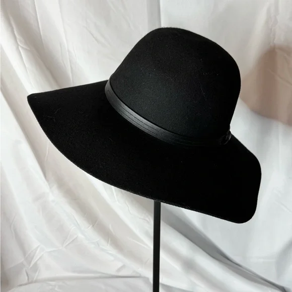 Sonoma Black Velvet Wide Brim Hat – Elegant Women’s Fedora Style - Picture 3 of 7